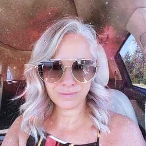 Meet your Posher, Catherine